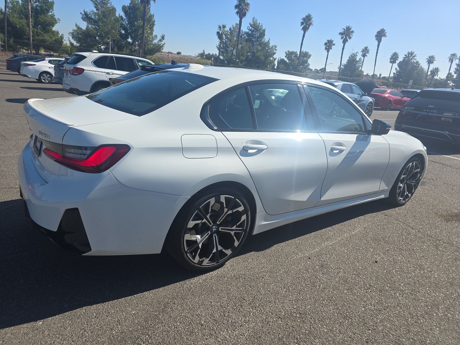 2025 BMW 3 Series 330i xDrive AWD