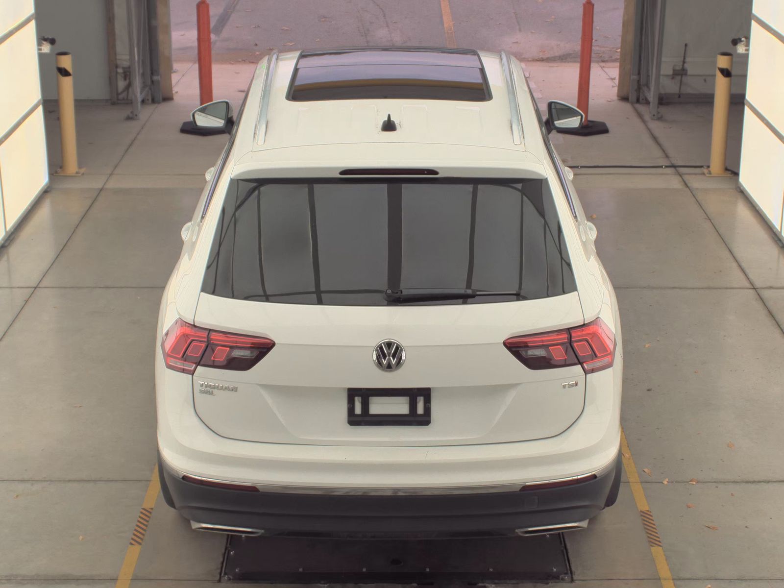 2018 Volkswagen Tiguan 2.0T SEL FWD