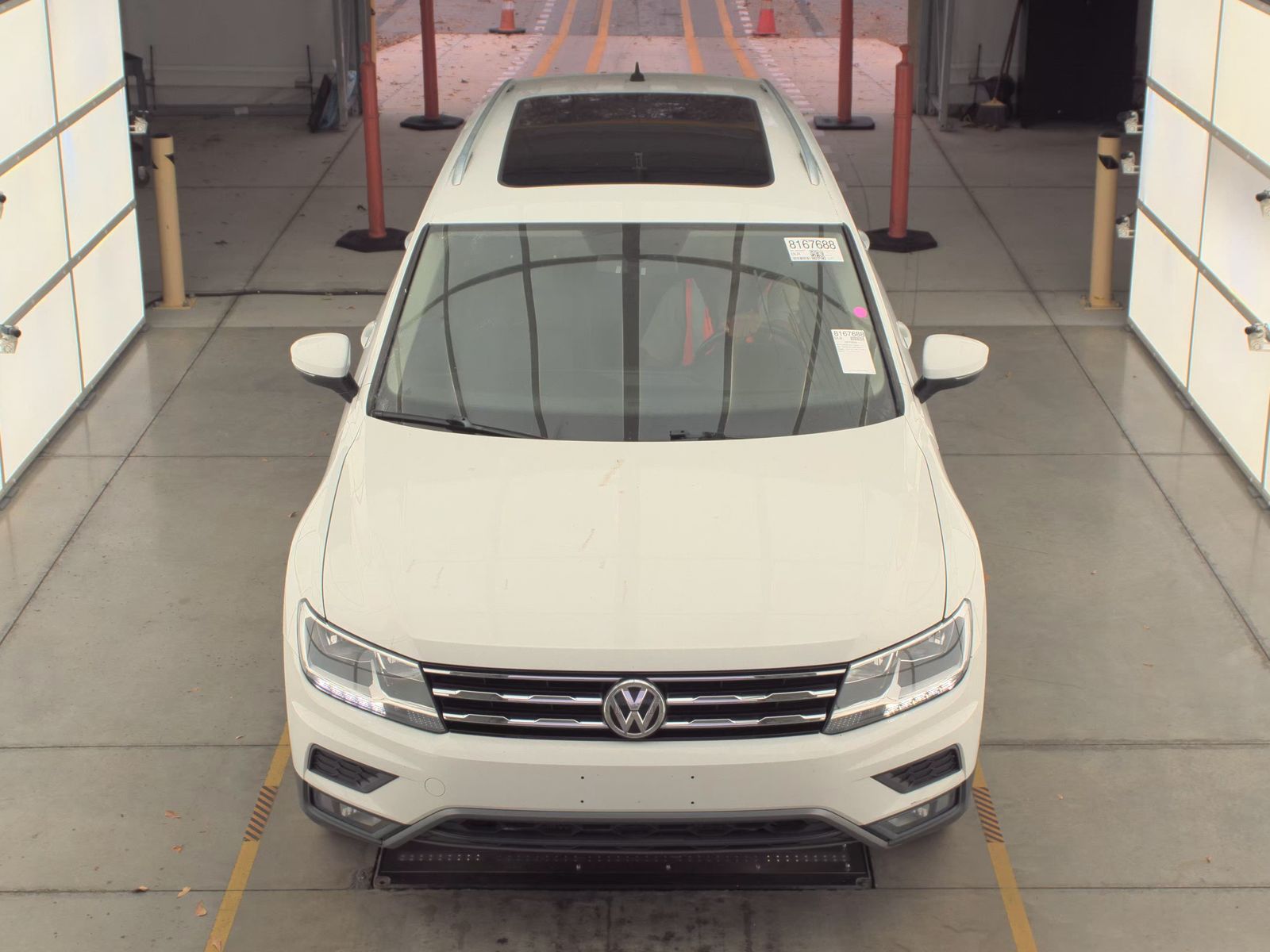 2018 Volkswagen Tiguan 2.0T SEL FWD
