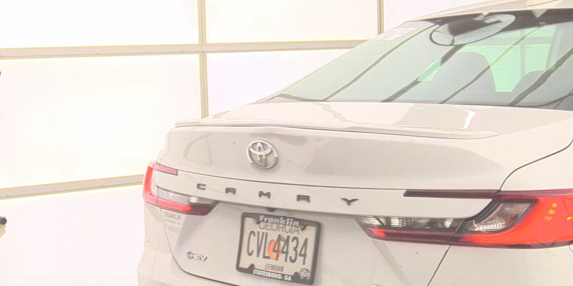 2025 Toyota Camry SE FWD