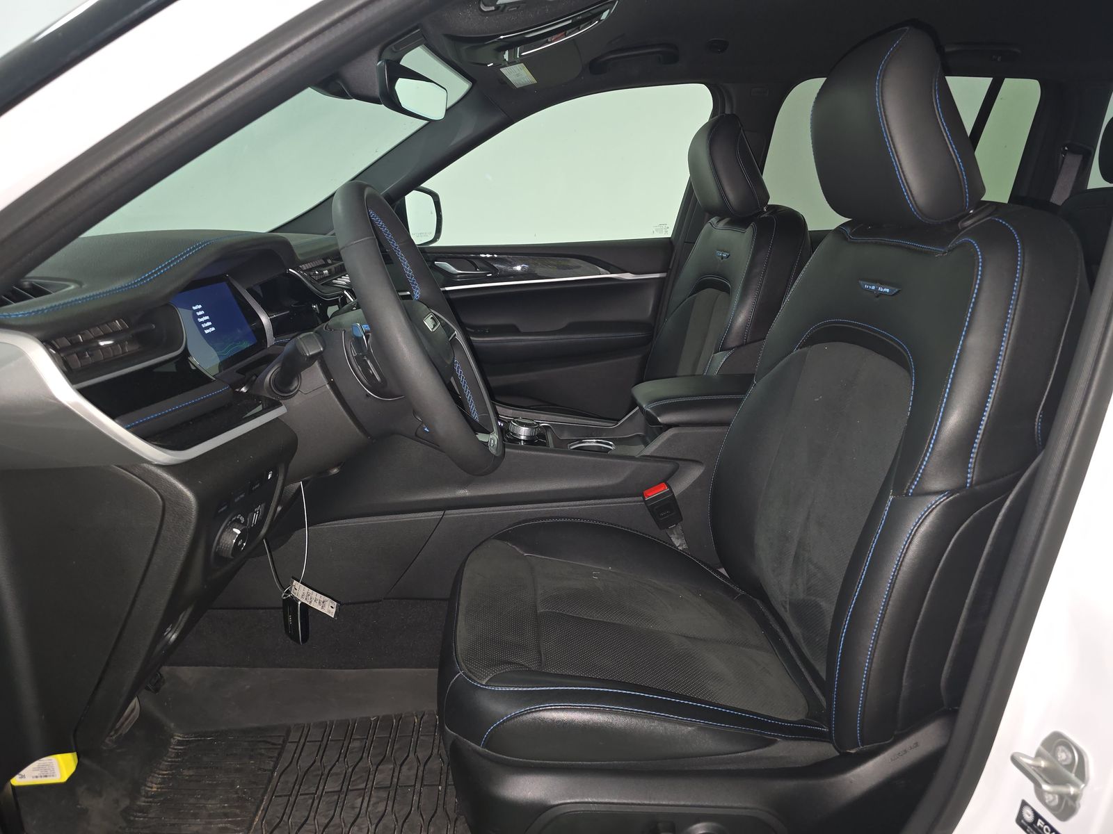 2024 Jeep Grand Cherokee 4xe Trailhawk AWD