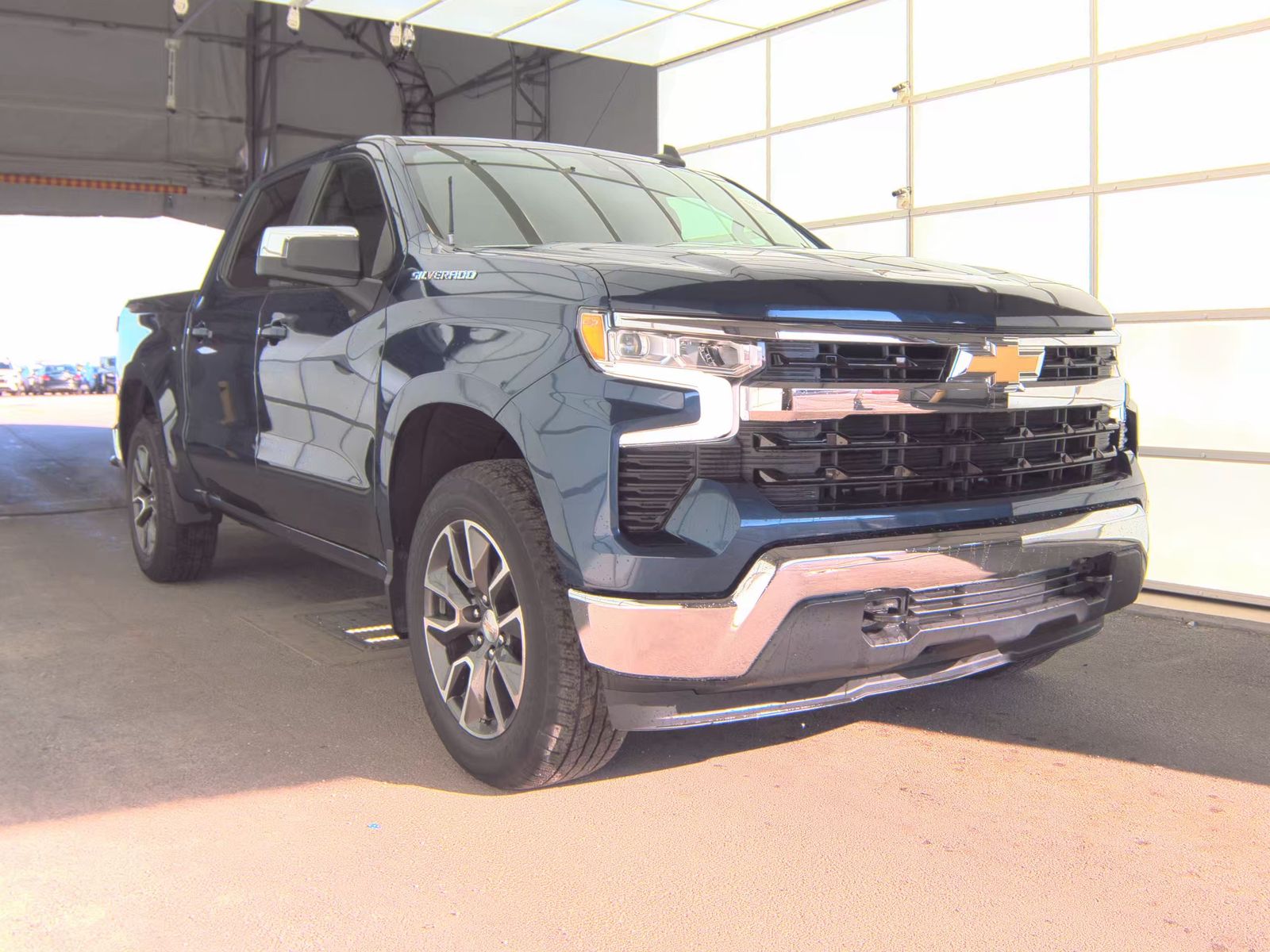 2022 Chevrolet Silverado 1500 LT AWD