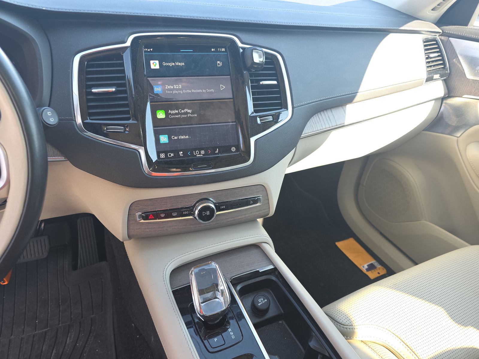 2023 Volvo XC90 B6 Ultimate AWD