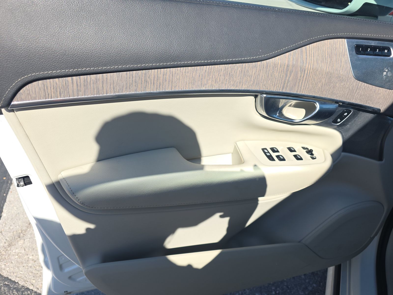 2023 Volvo XC90 B6 Ultimate AWD