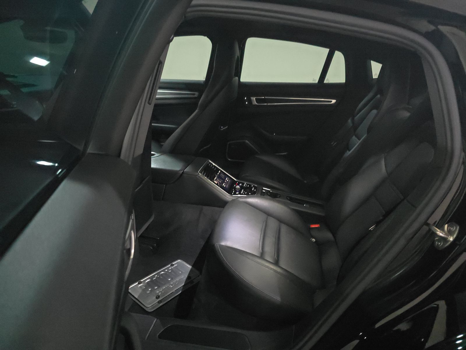 2022 Porsche Panamera Platinum Edition RWD