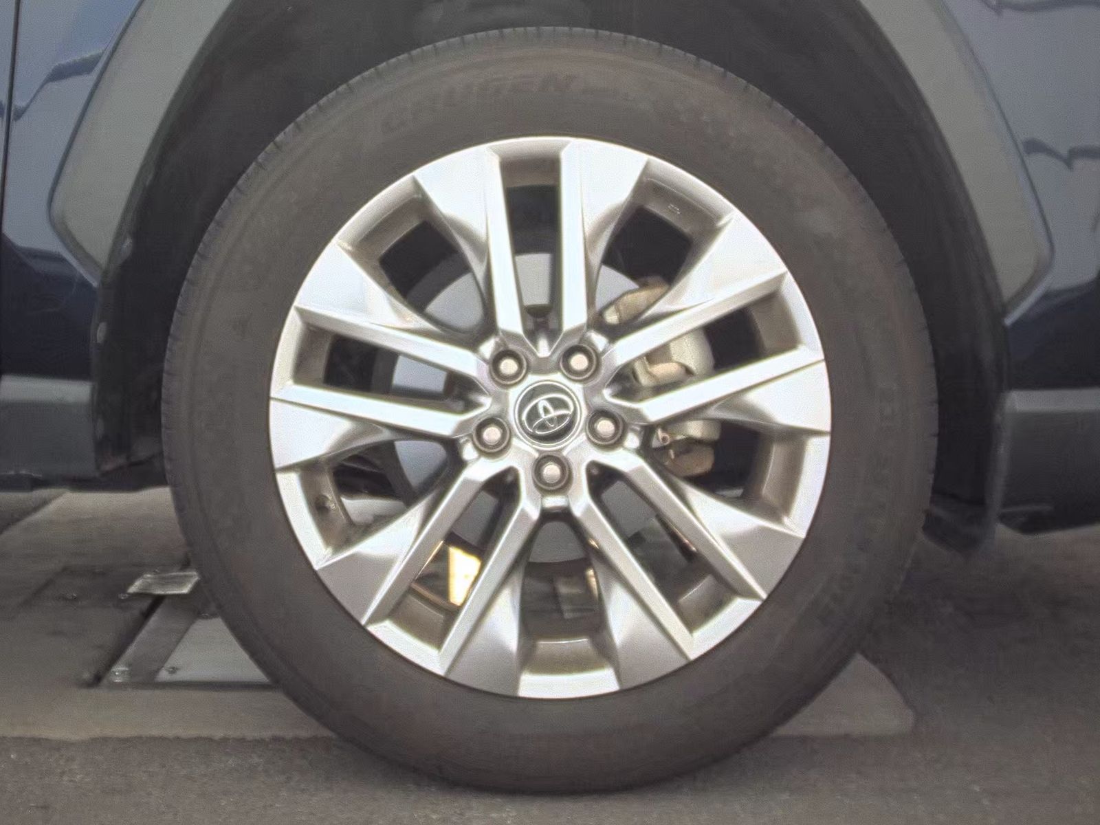 2020 Toyota RAV4 XLE Premium FWD