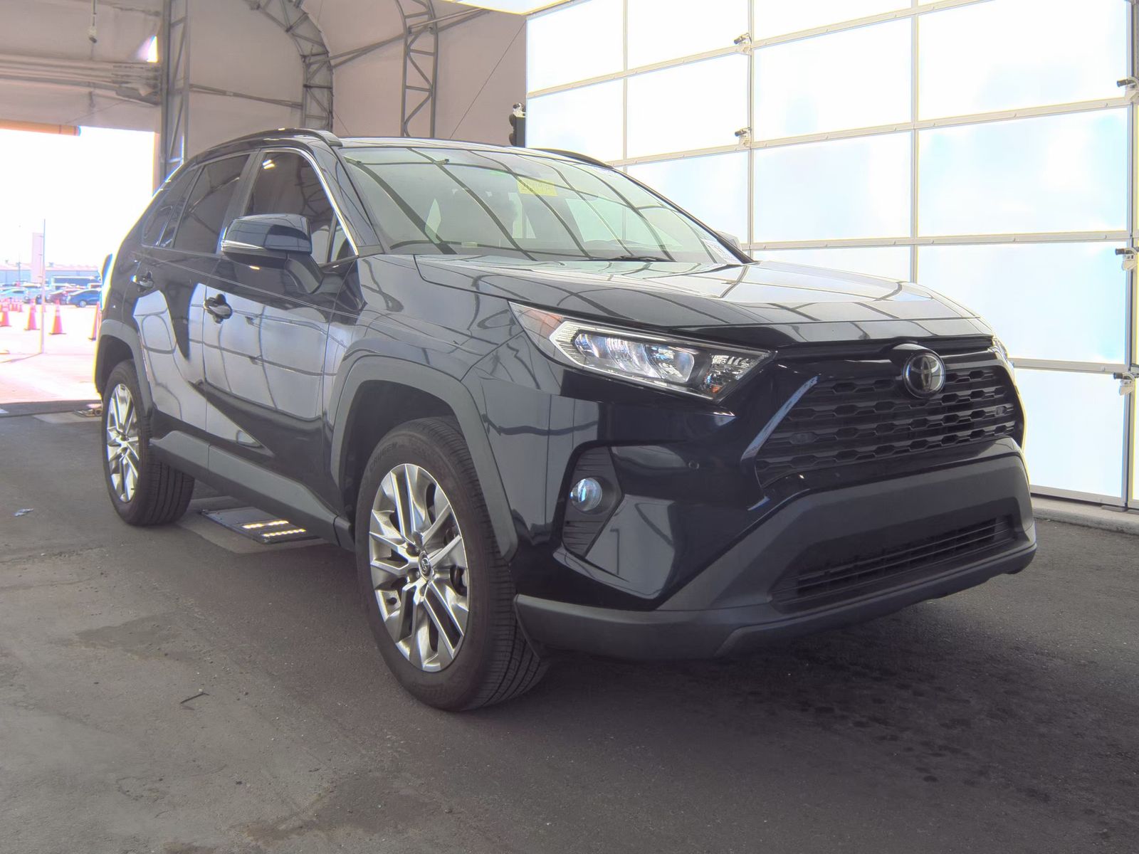 2020 Toyota RAV4 XLE Premium FWD