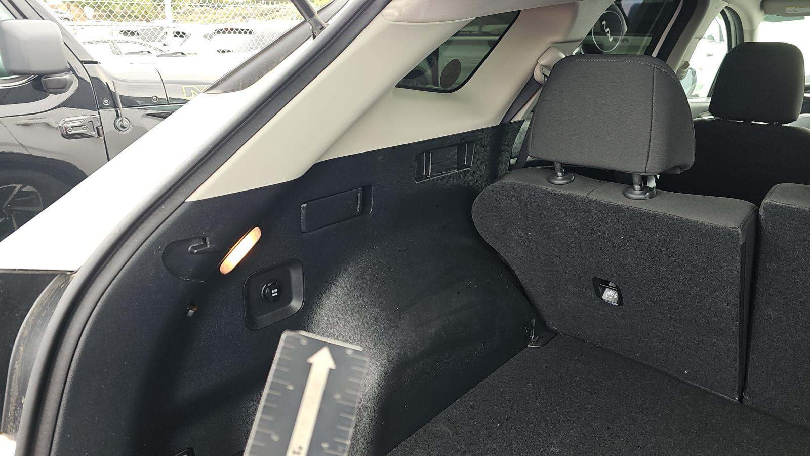 2025 Kia Sportage Hybrid LX FWD