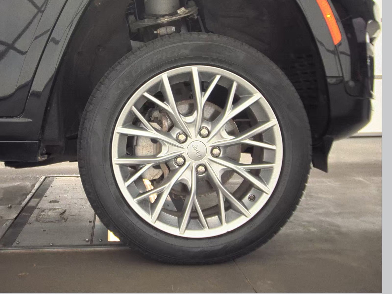 2022 Jeep Grand Cherokee Summit AWD