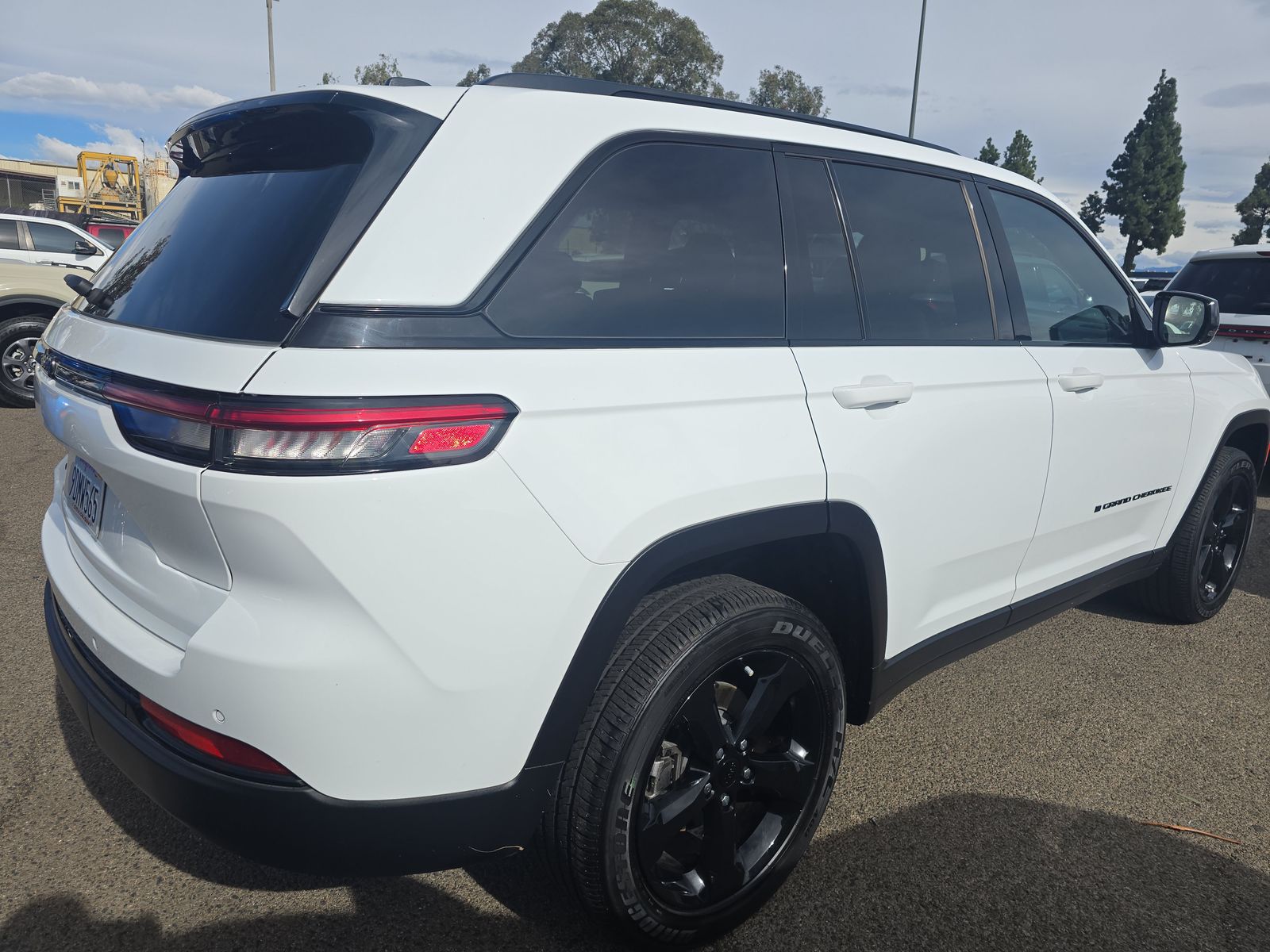 2023 Jeep Grand Cherokee Altitude AWD