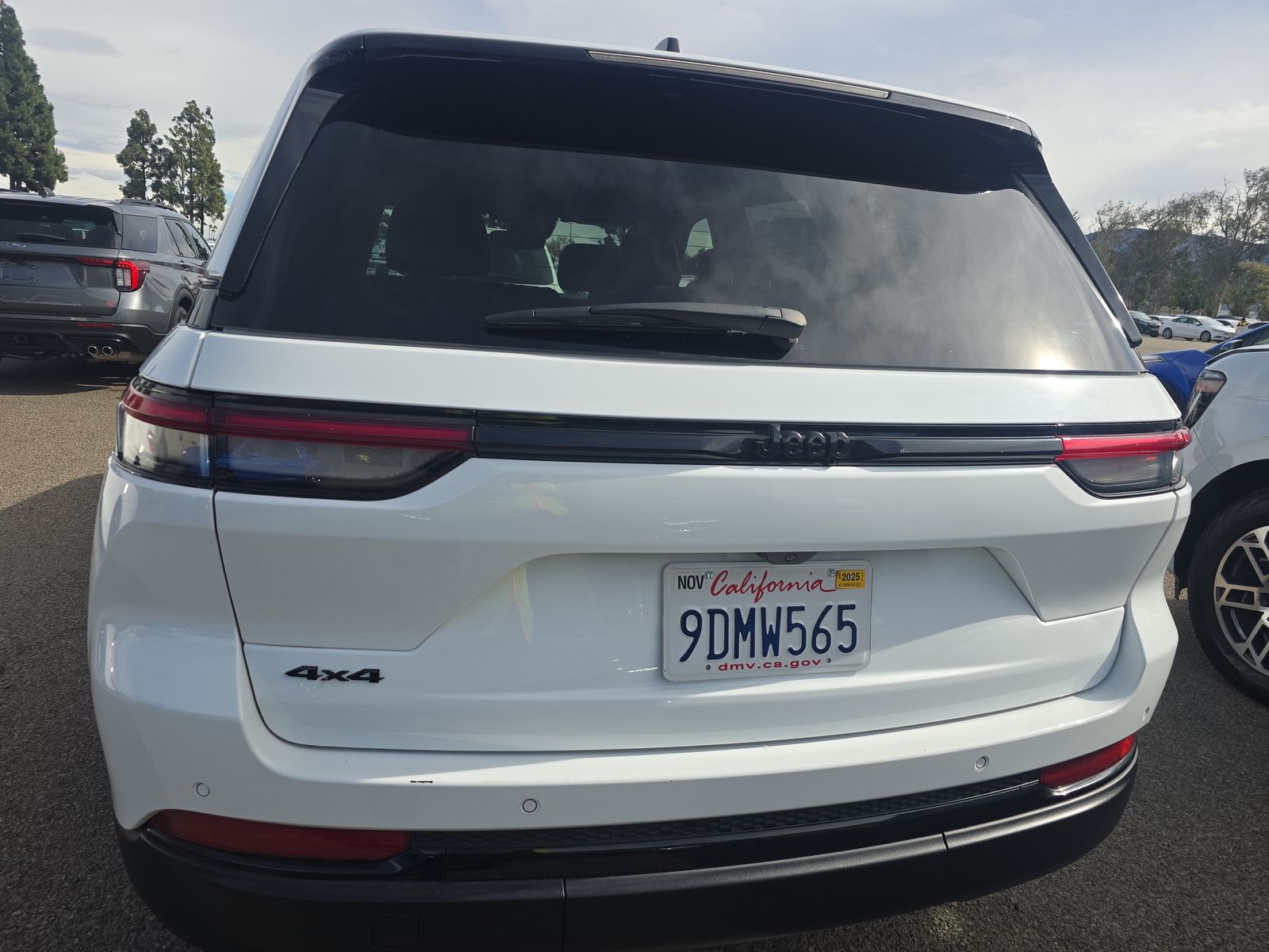 2023 Jeep Grand Cherokee Altitude AWD