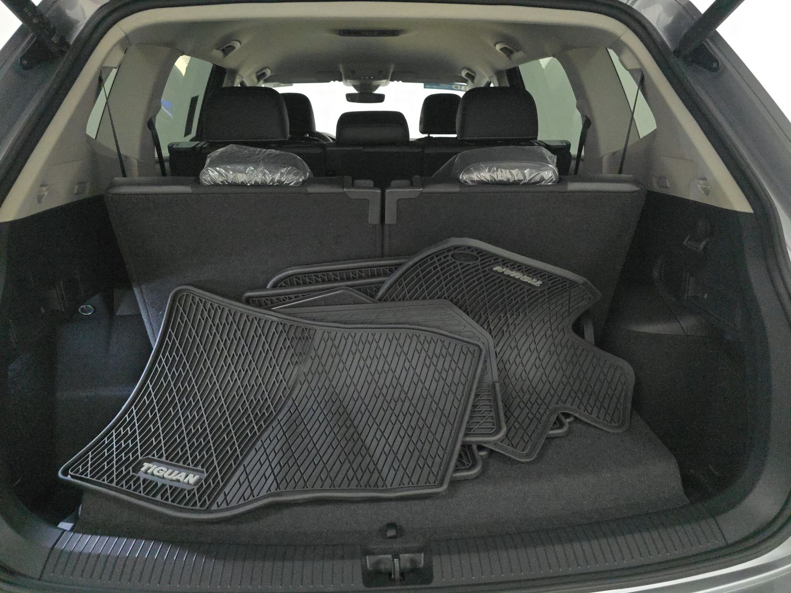 2024 Volkswagen Tiguan 2.0T SE FWD