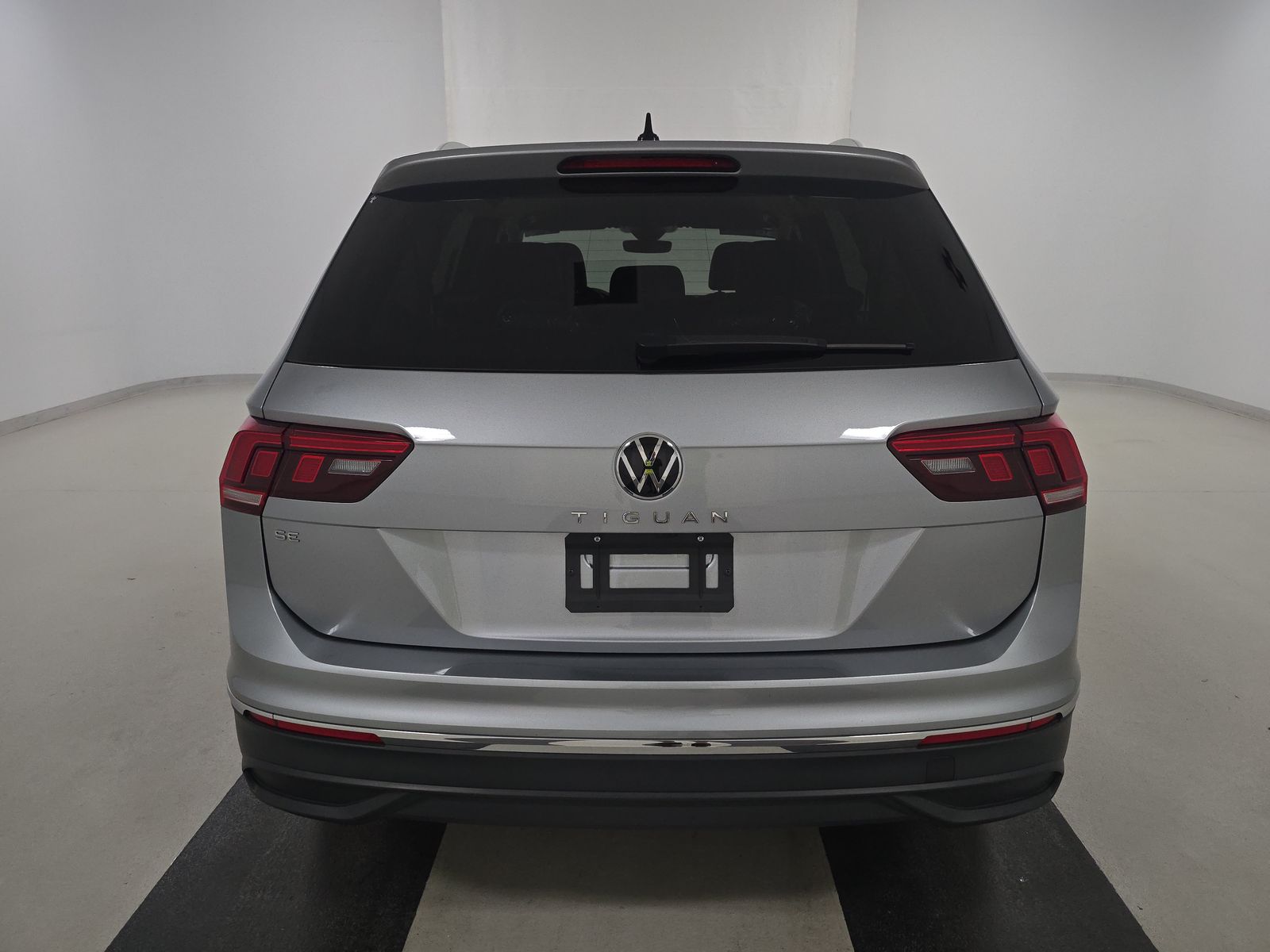 2024 Volkswagen Tiguan 2.0T SE FWD