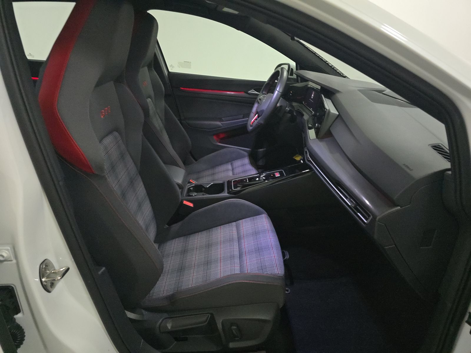 2024 Volkswagen Golf GTI 2.0T S FWD