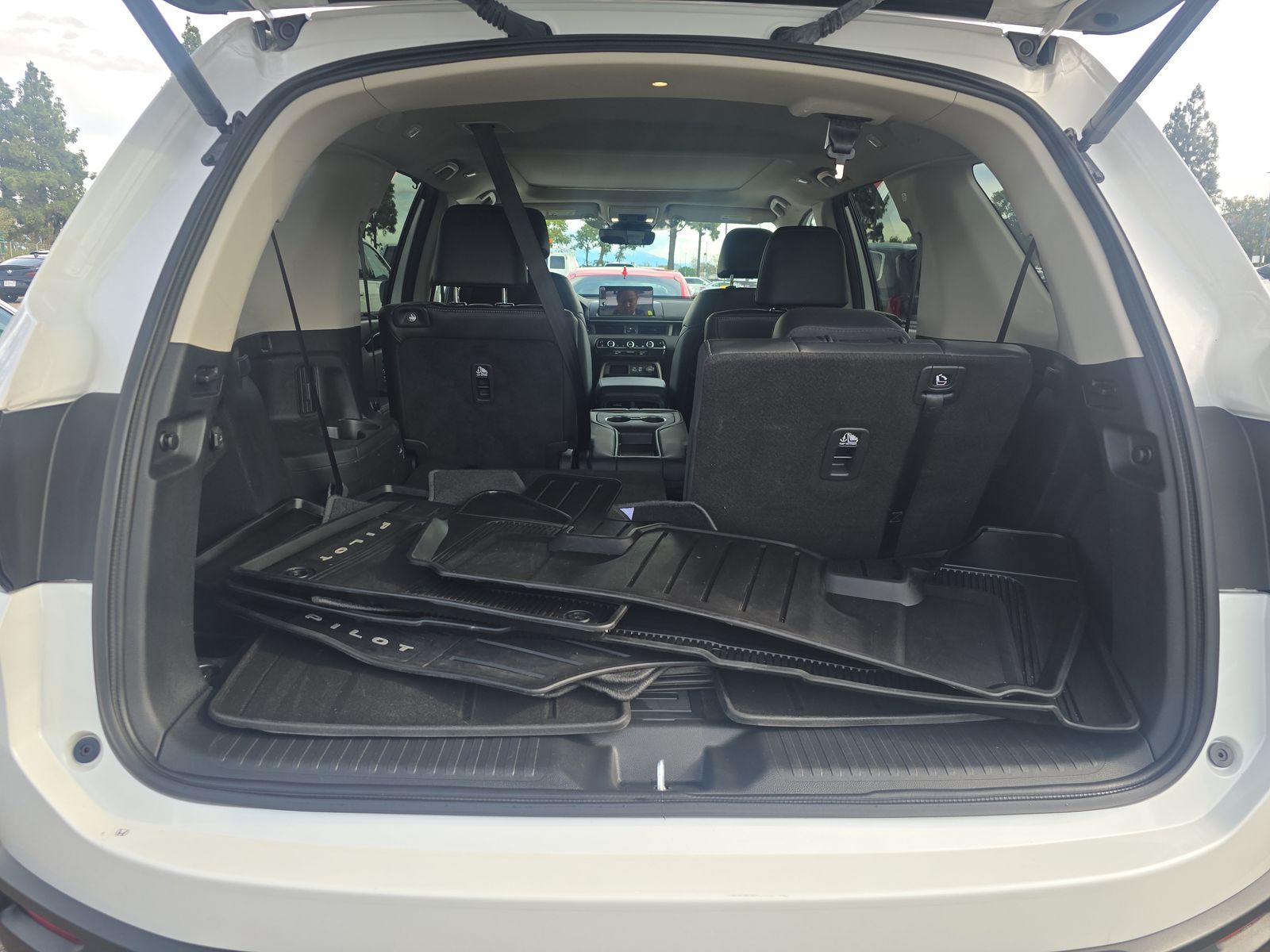 2025 Honda Pilot Touring FWD