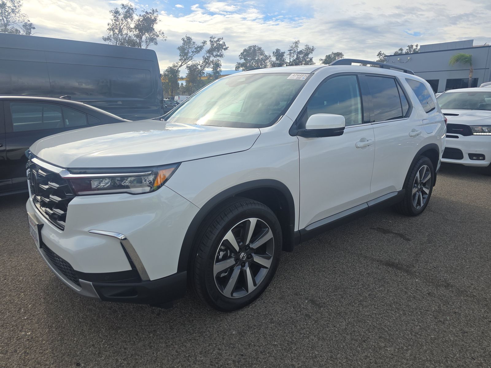 2025 Honda Pilot Touring FWD