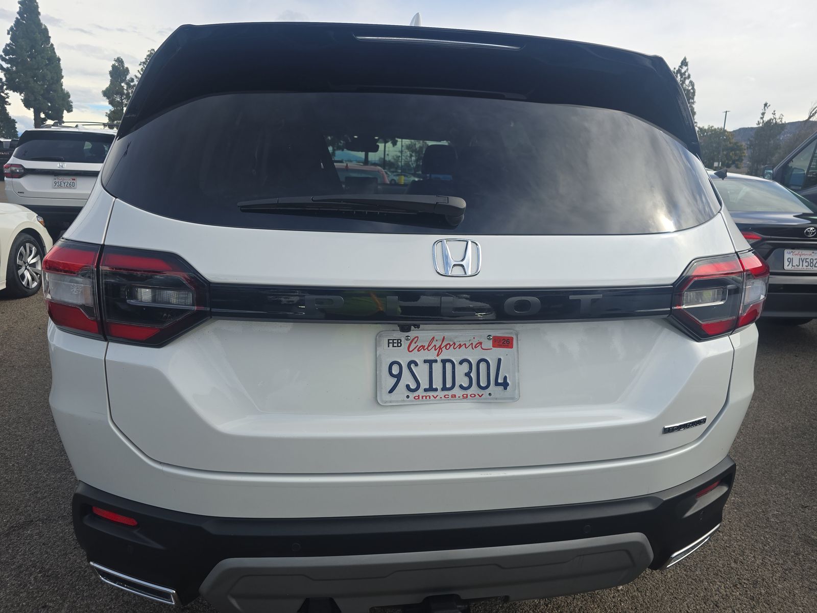 2025 Honda Pilot Touring FWD