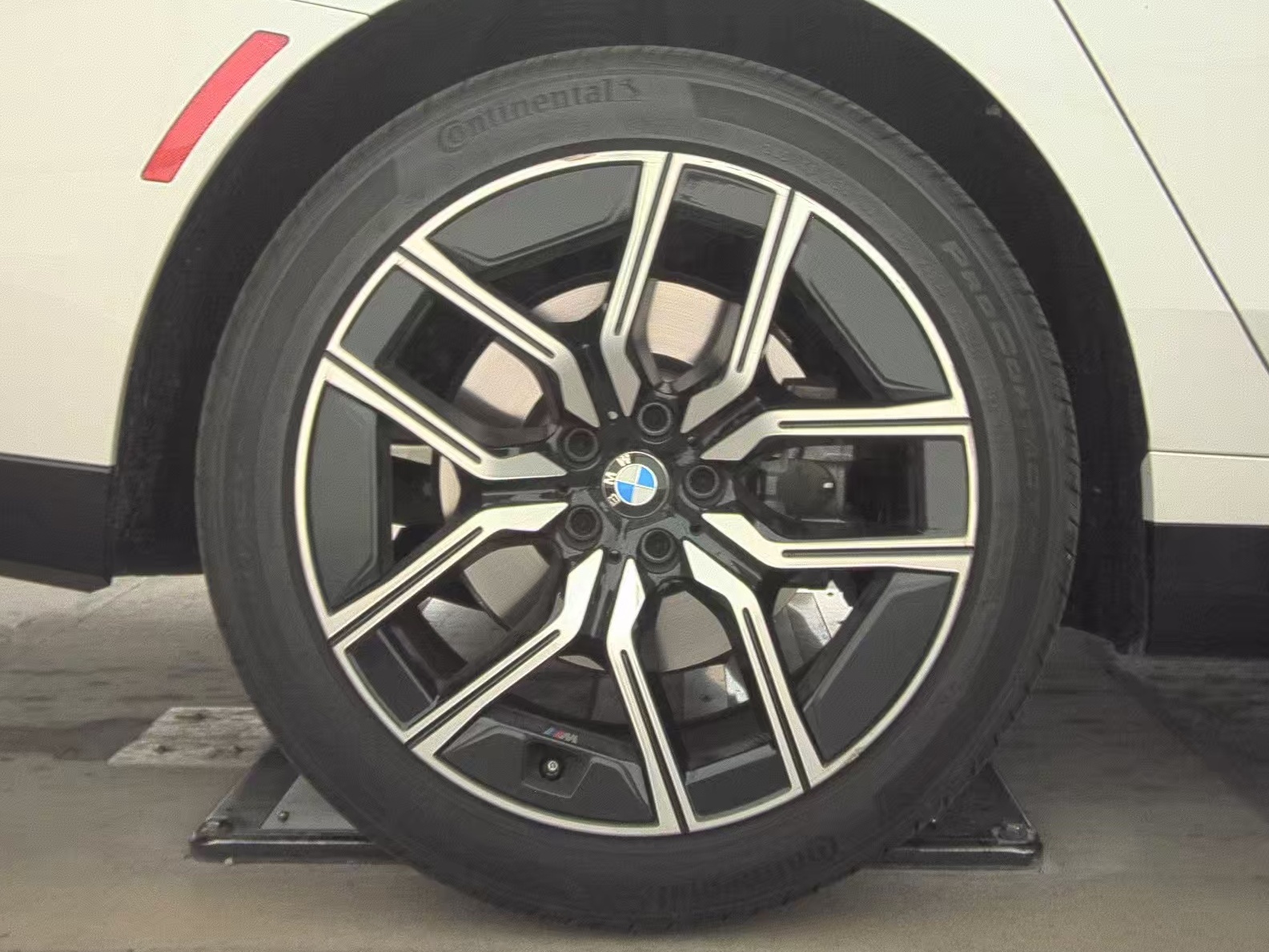 2025 BMW 7 Series 740i xDrive AWD