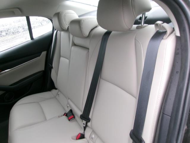 2025 MAZDA MAZDA3 2.5 S FWD