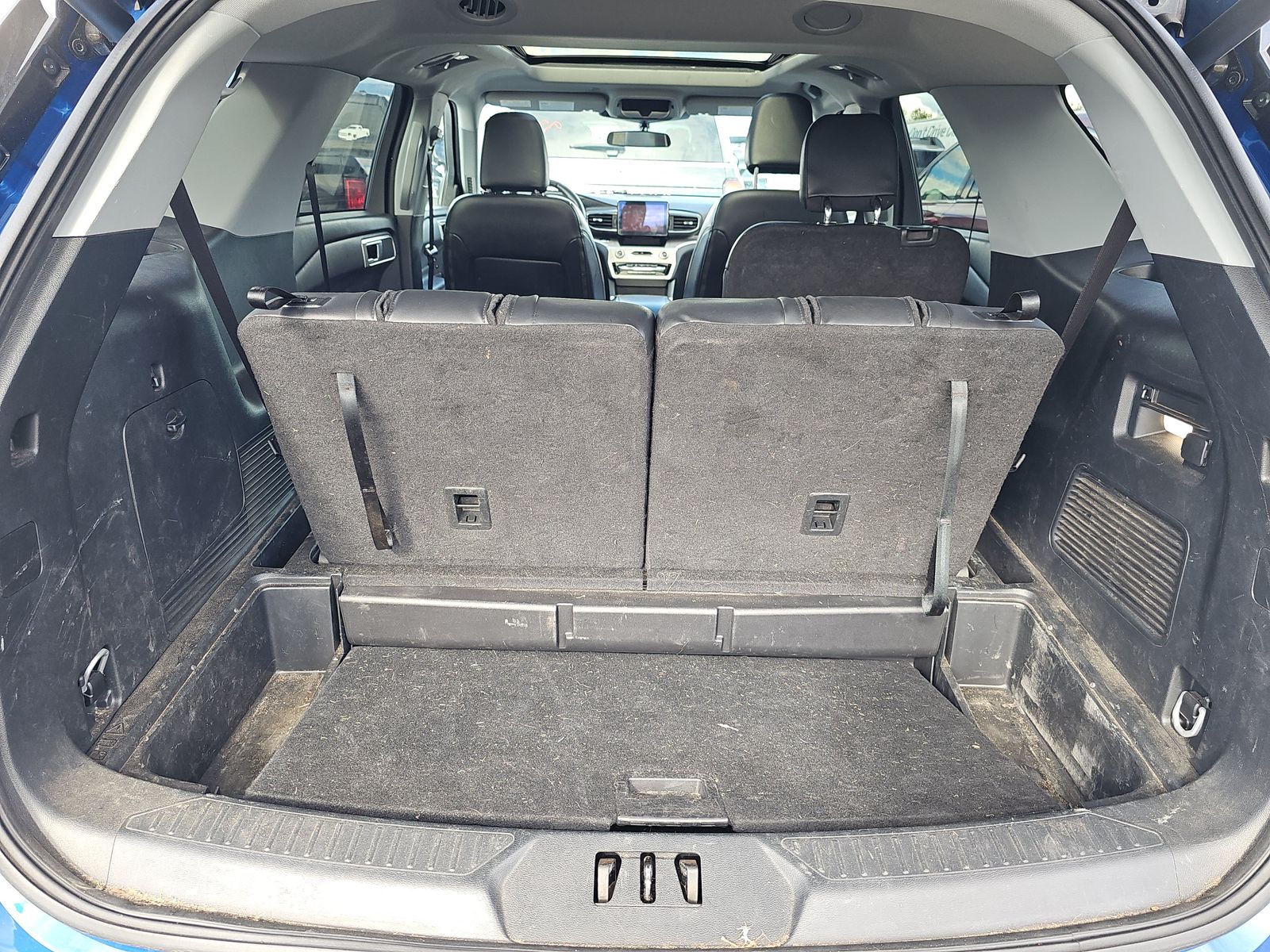 2023 Ford Explorer XLT RWD