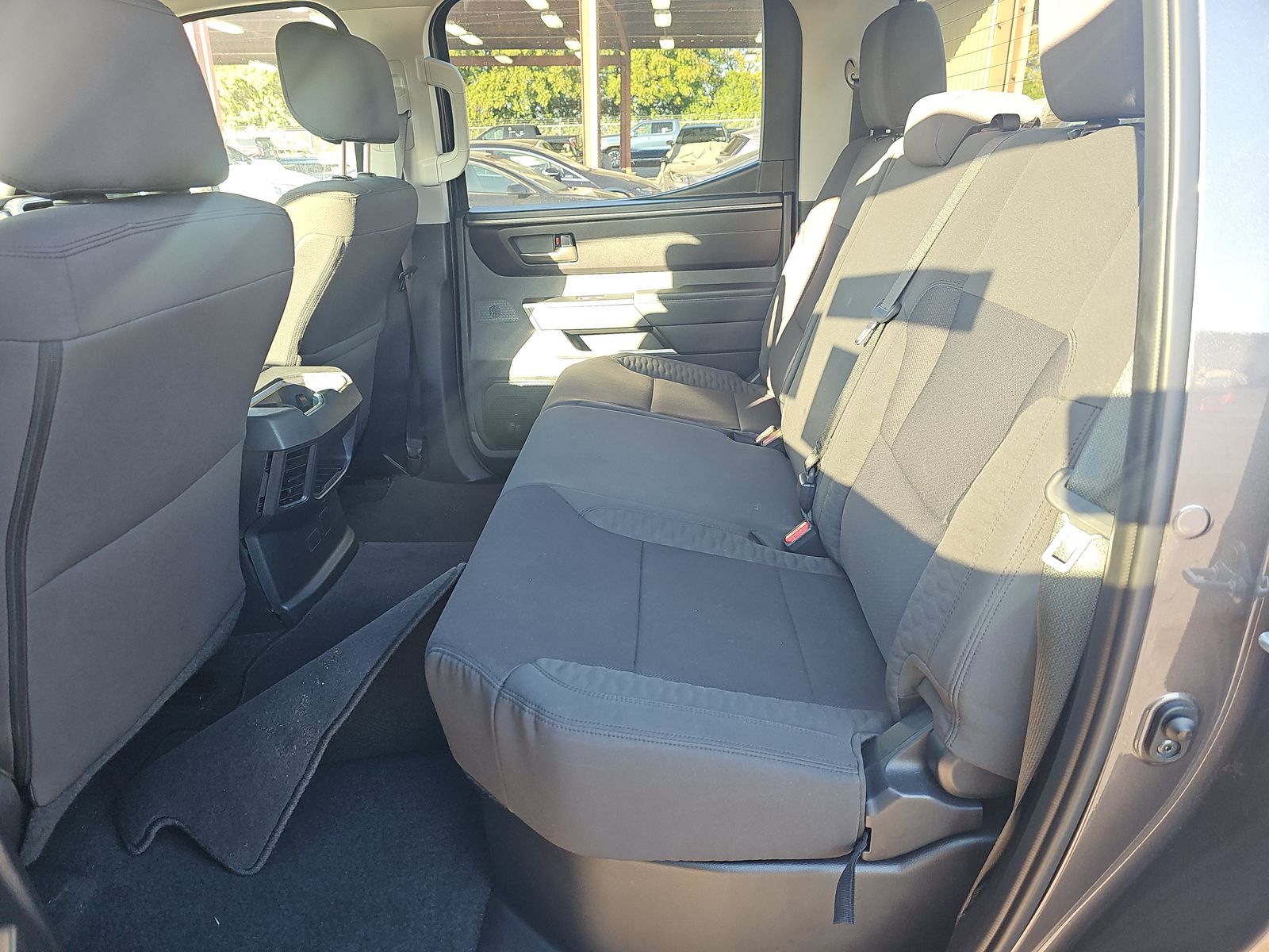 2022 Toyota Tundra SR5 AWD