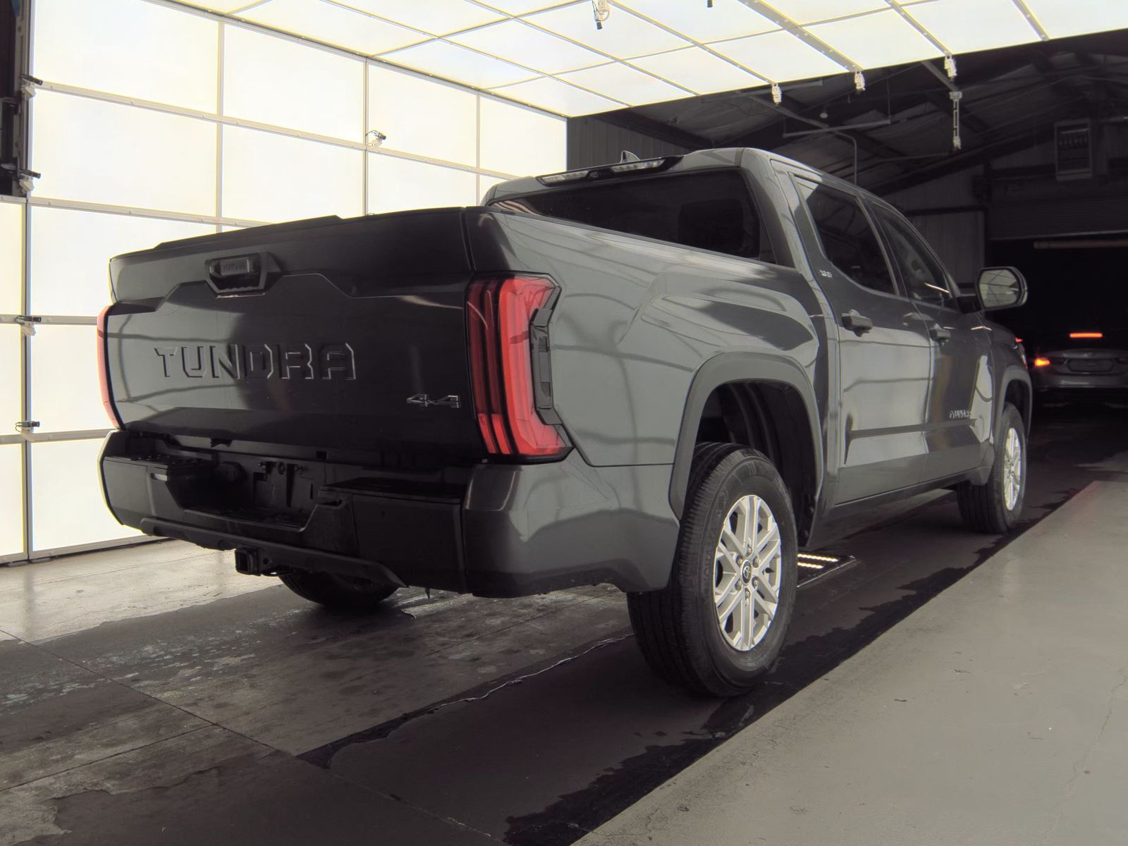 2022 Toyota Tundra SR5 AWD