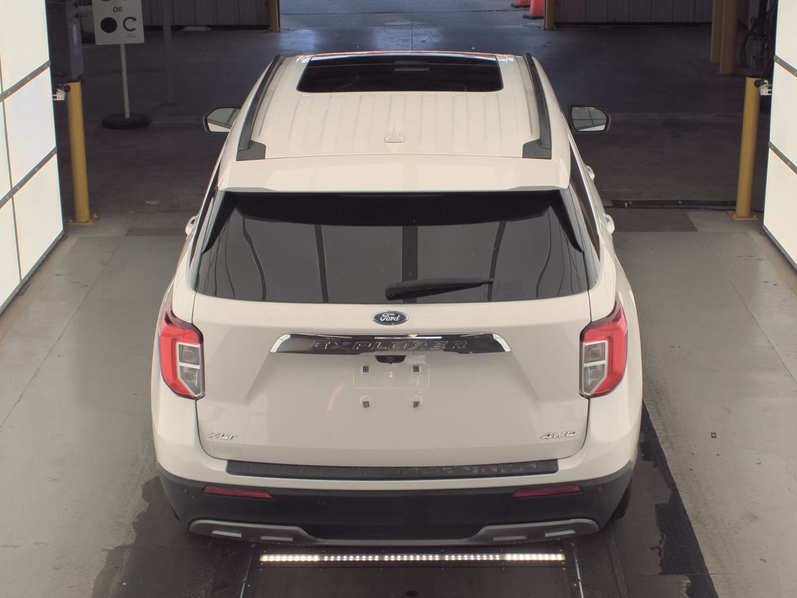 2022 Ford Explorer XLT AWD