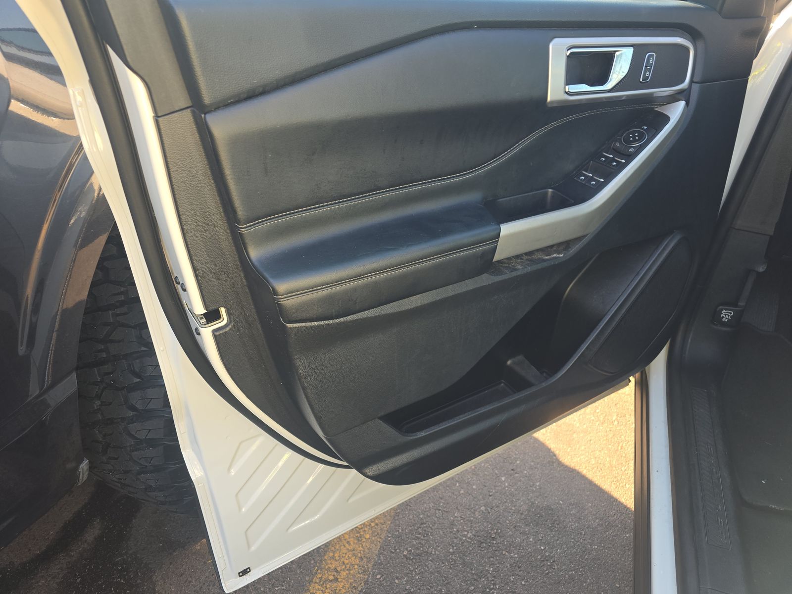 2022 Ford Explorer XLT AWD