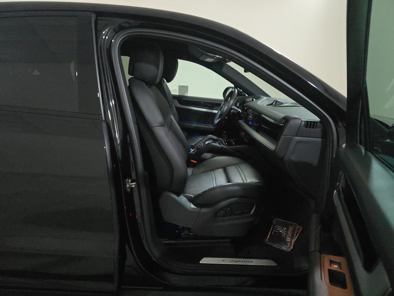 2024 Porsche Cayenne Base AWD
