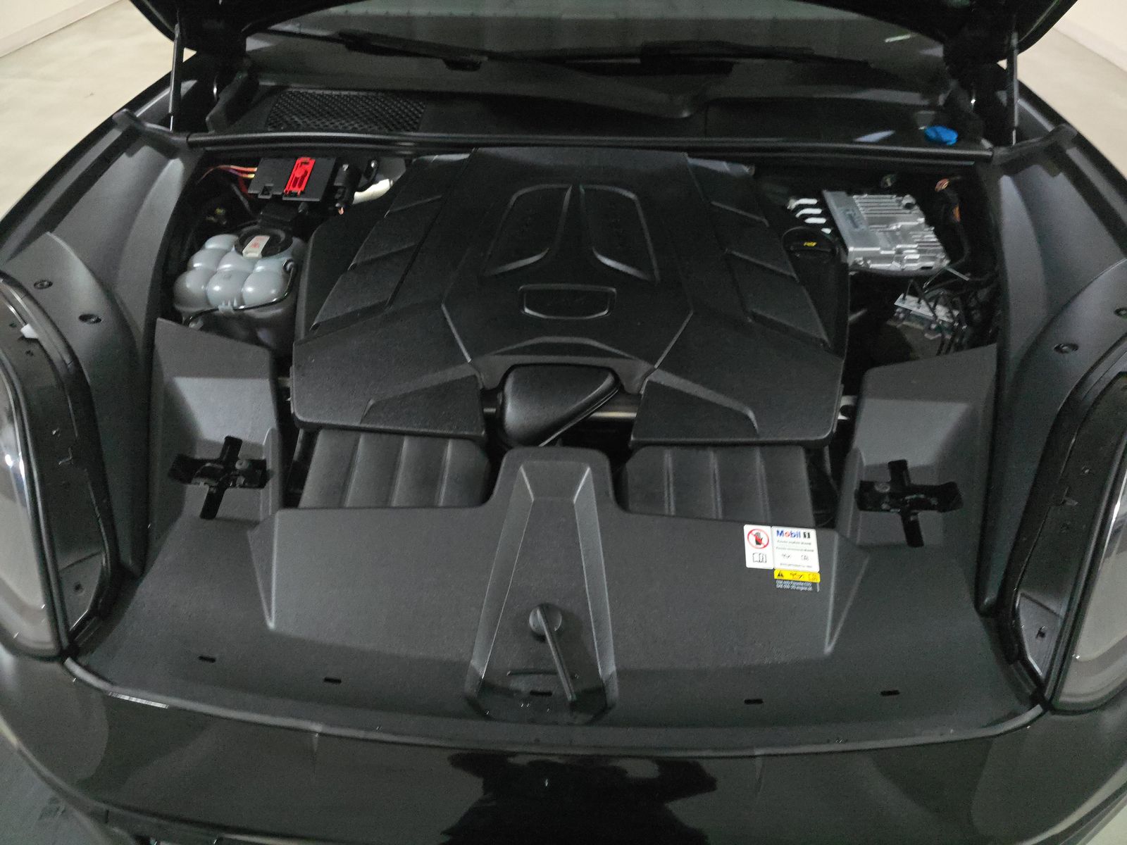 2024 Porsche Cayenne Base AWD