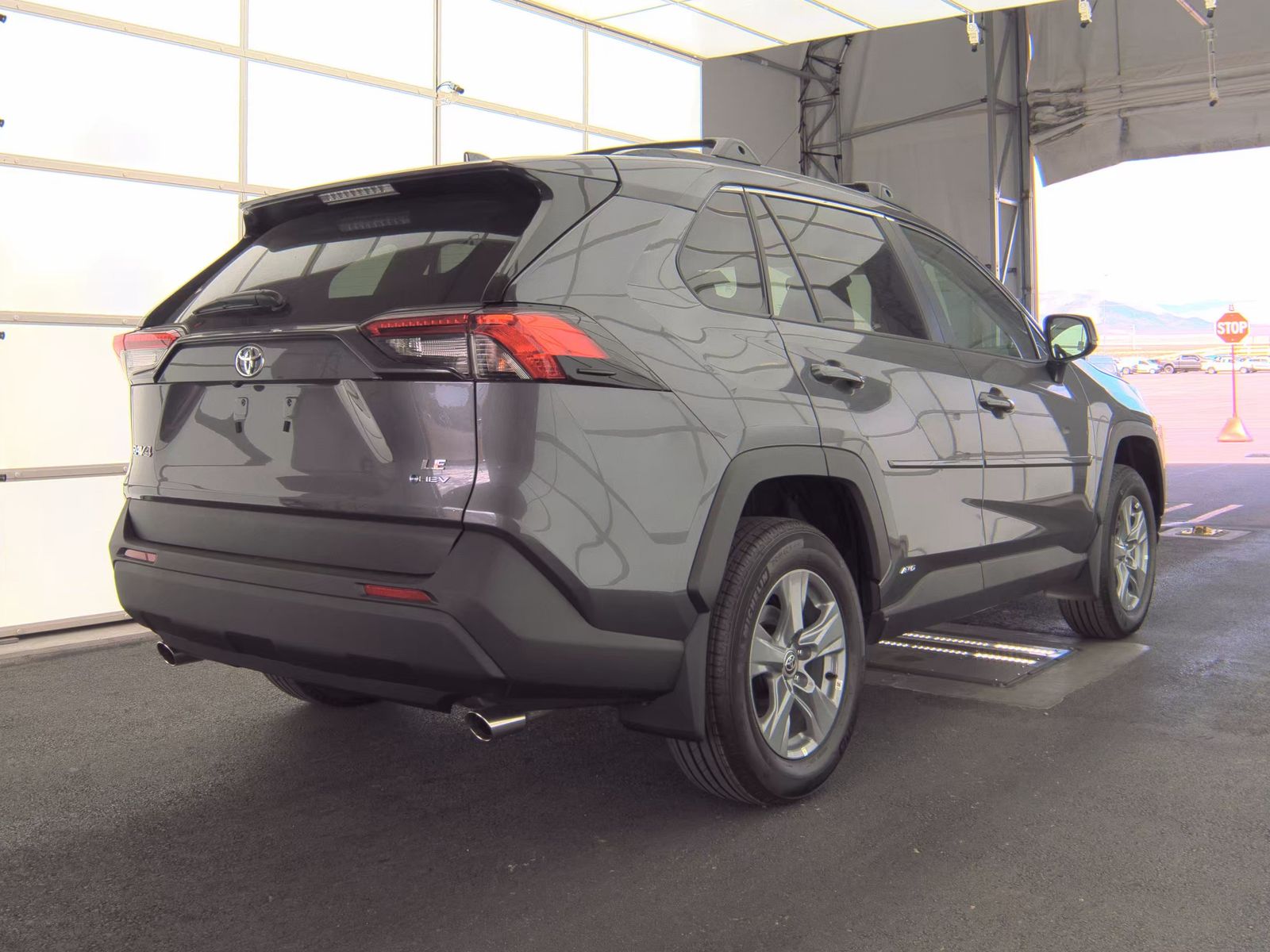 2025 Toyota RAV4 Hybrid LE AWD