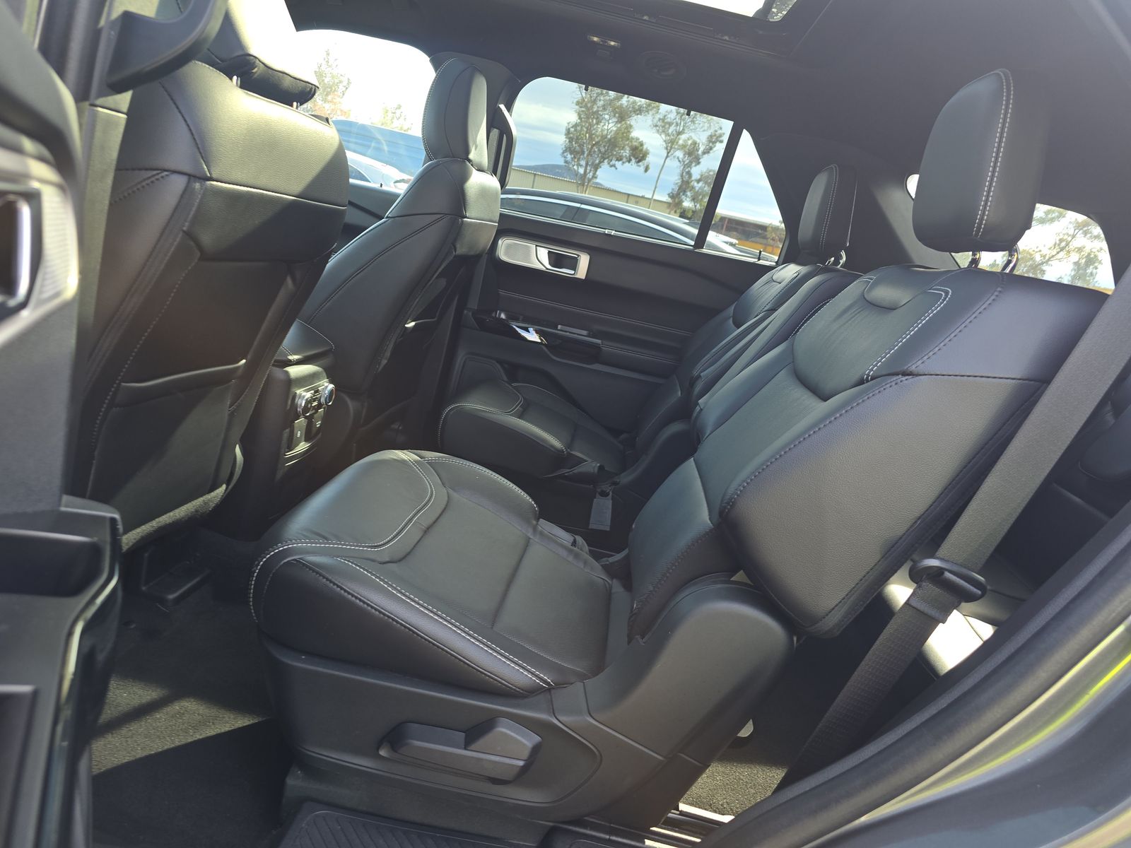 2022 Ford Explorer ST AWD