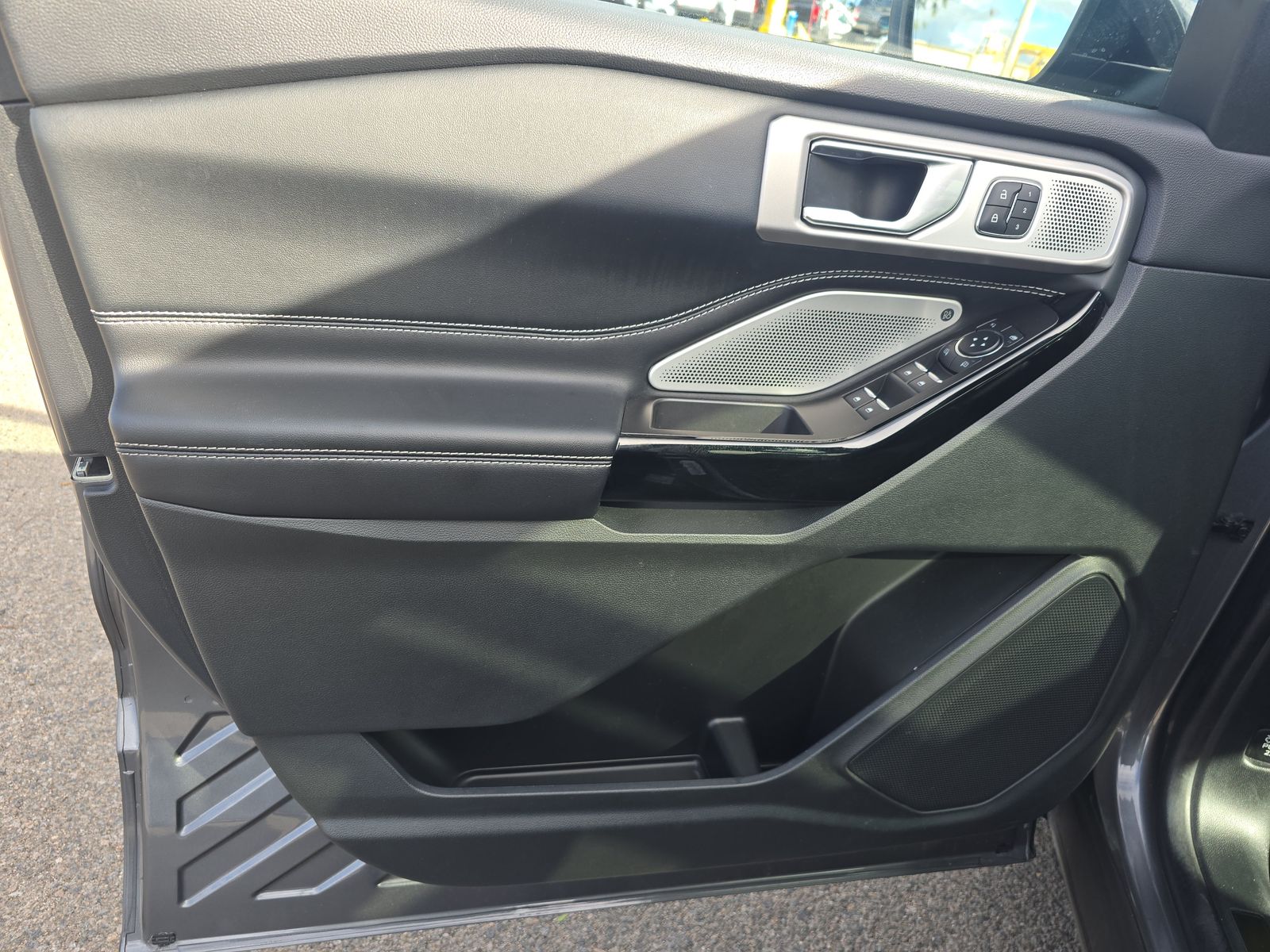 2022 Ford Explorer ST AWD