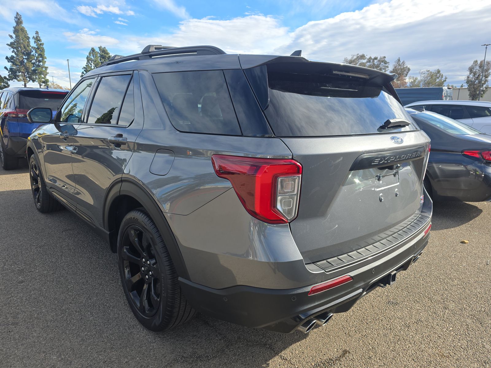 2022 Ford Explorer ST AWD