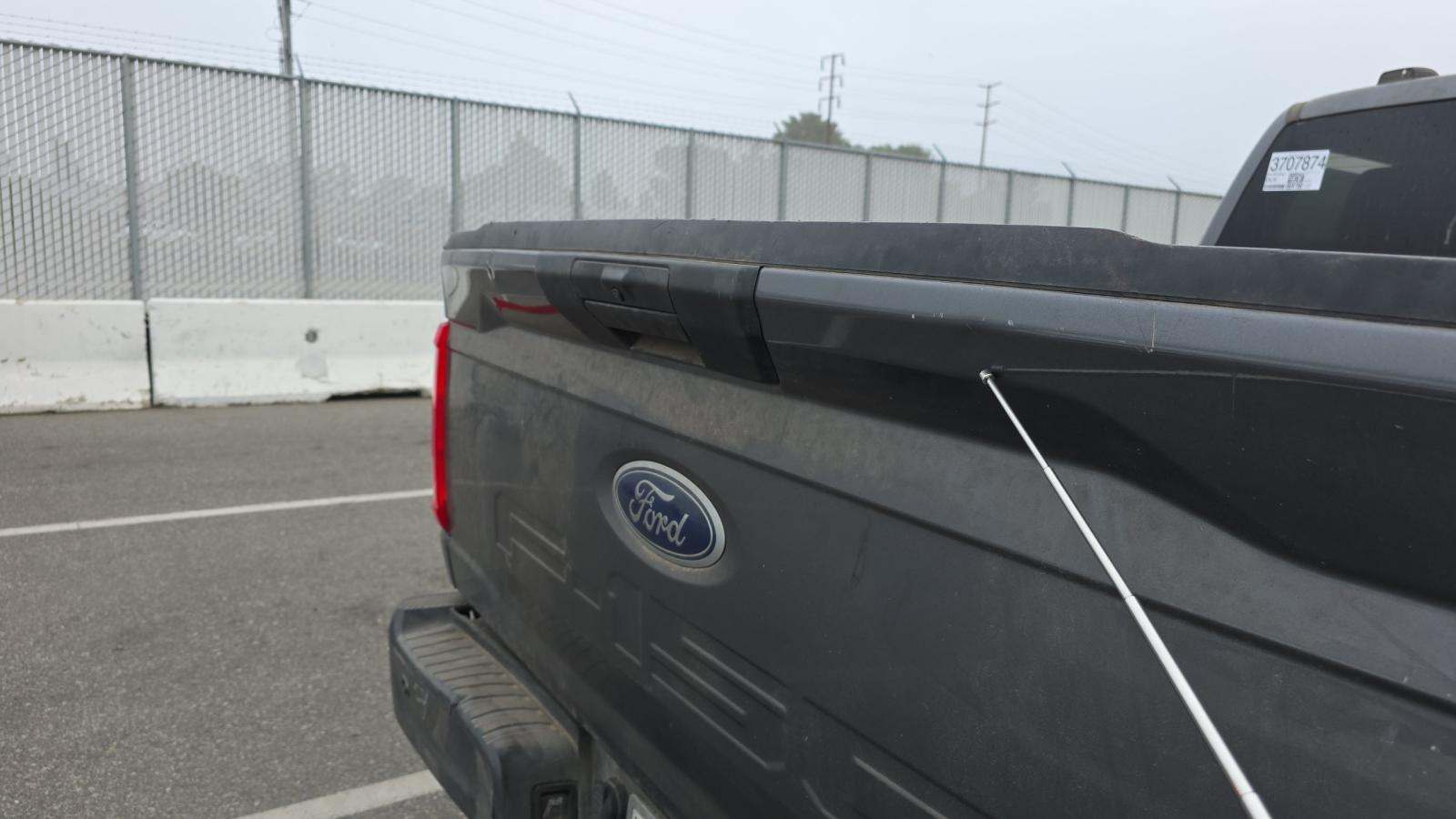 2022 Ford F-150 XL AWD