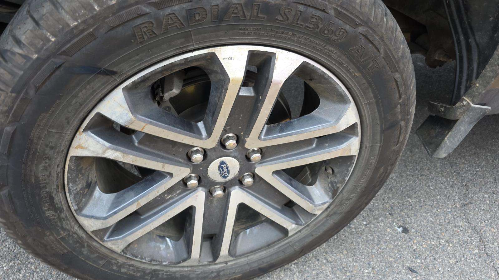 2022 Ford F-150 XL AWD