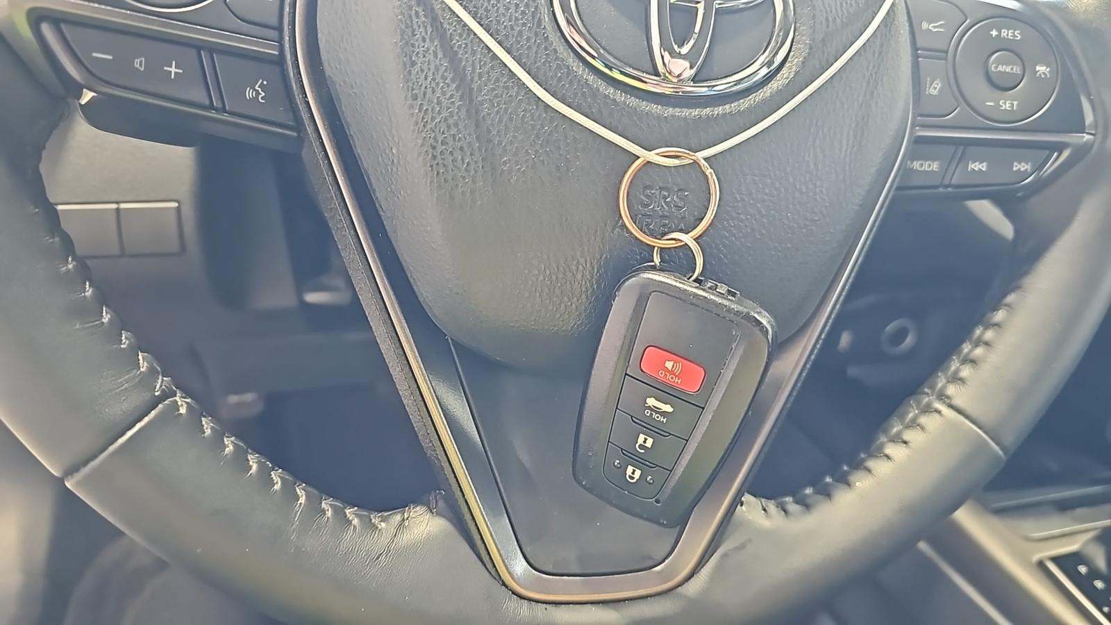 2022 Toyota Camry SE FWD