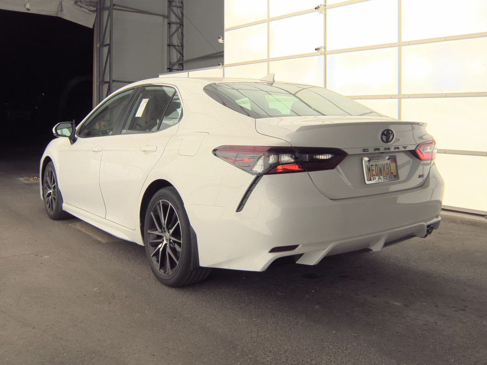 2022 Toyota Camry SE FWD