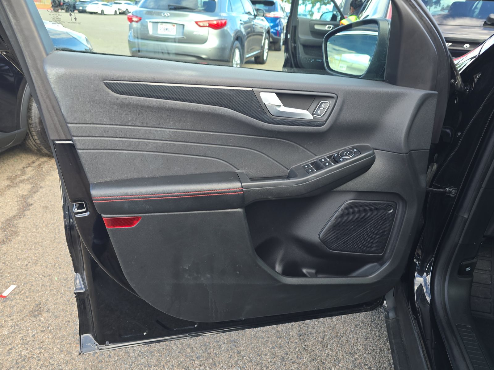 2023 Ford Escape Hybrid ST-Line FWD