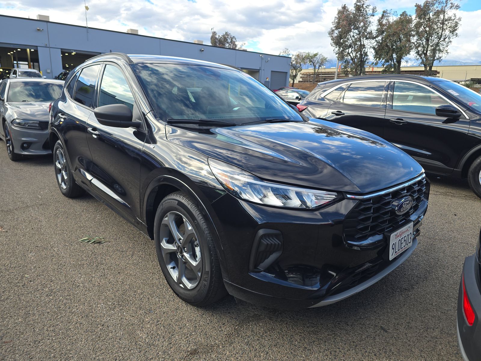 2023 Ford Escape Hybrid ST-Line FWD