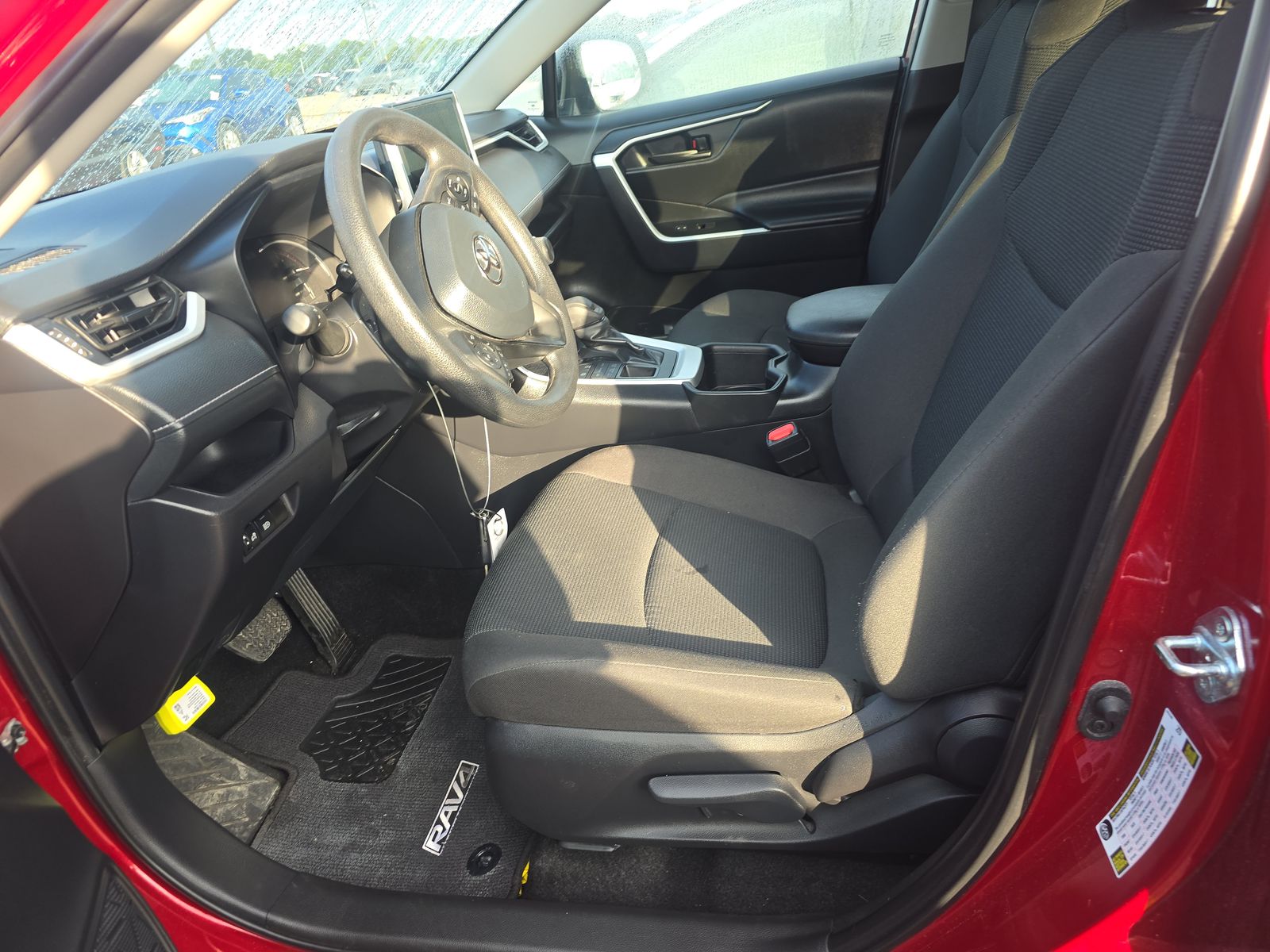 2025 Toyota RAV4 LE AWD