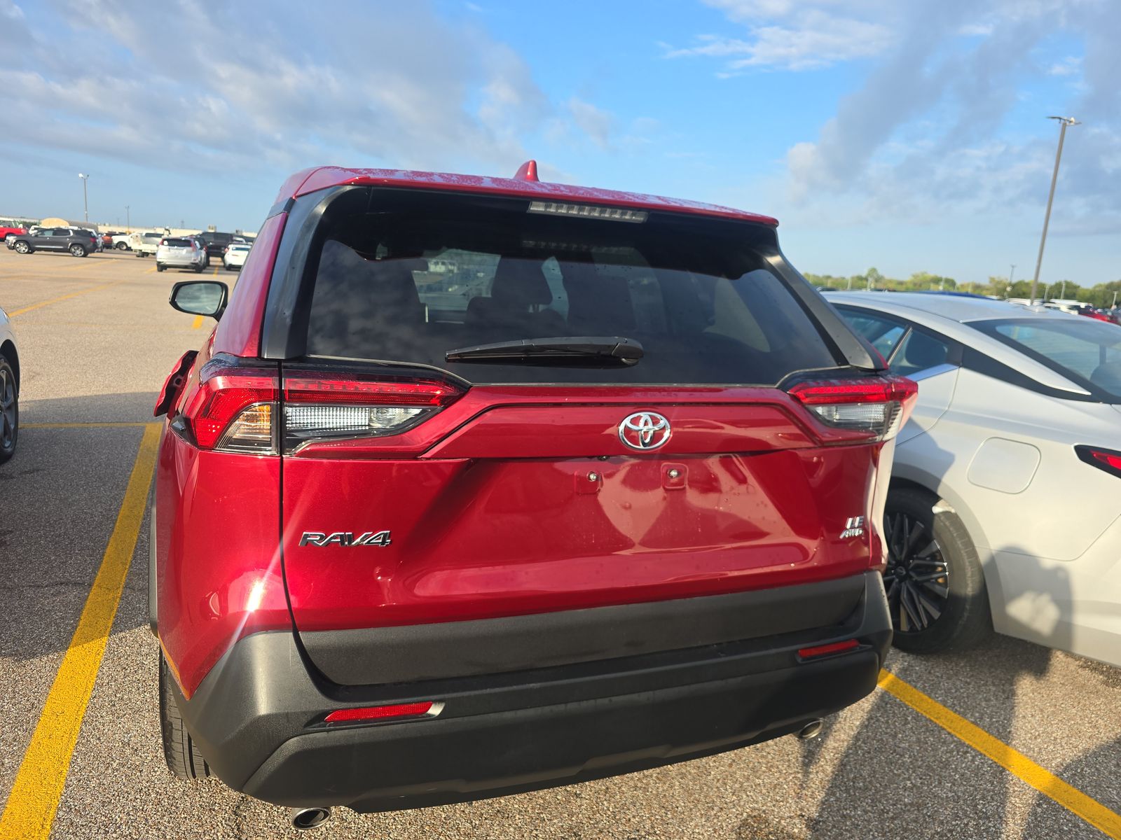 2025 Toyota RAV4 LE AWD