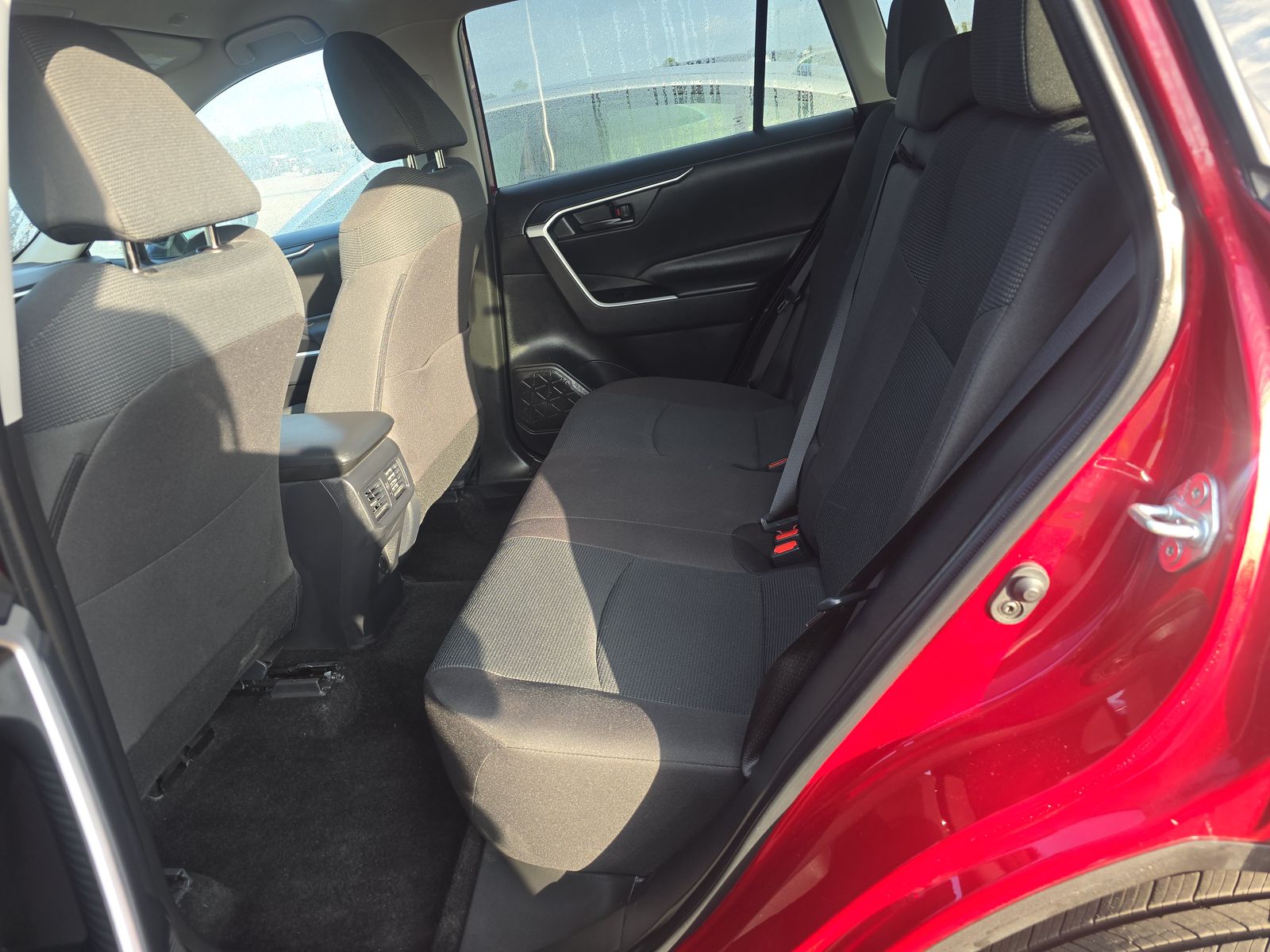 2025 Toyota RAV4 LE AWD