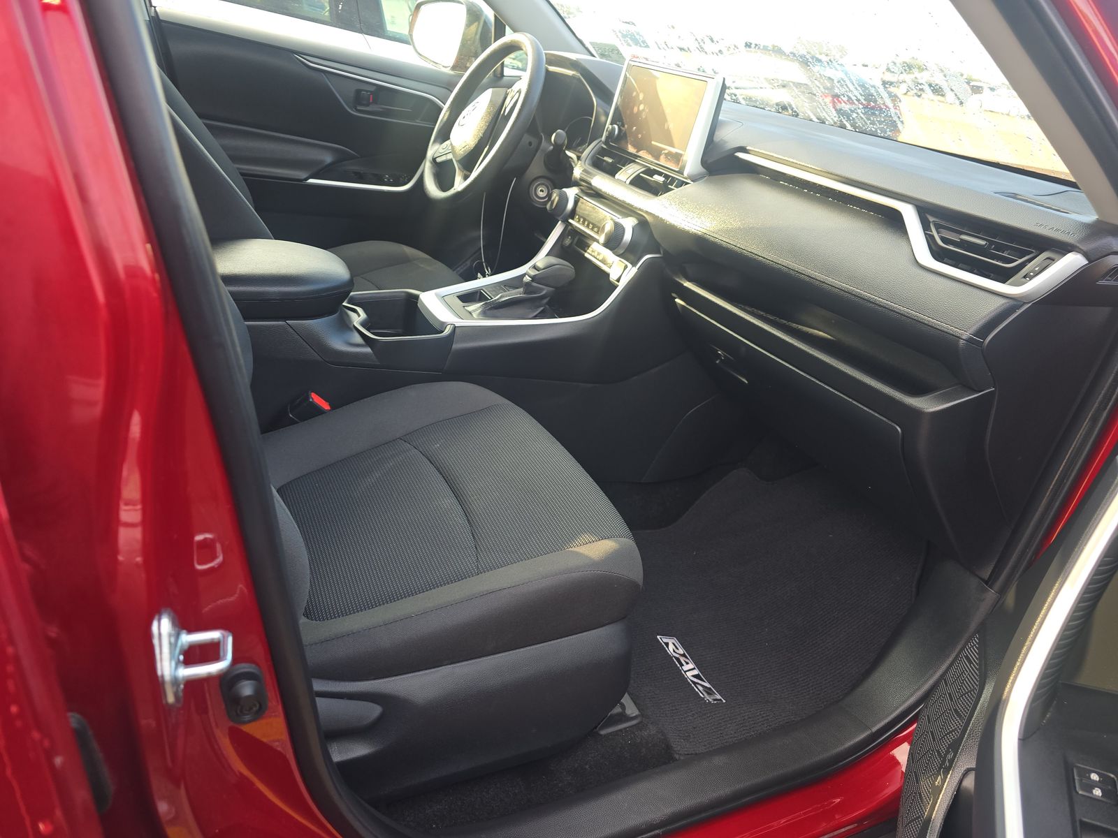 2025 Toyota RAV4 LE AWD