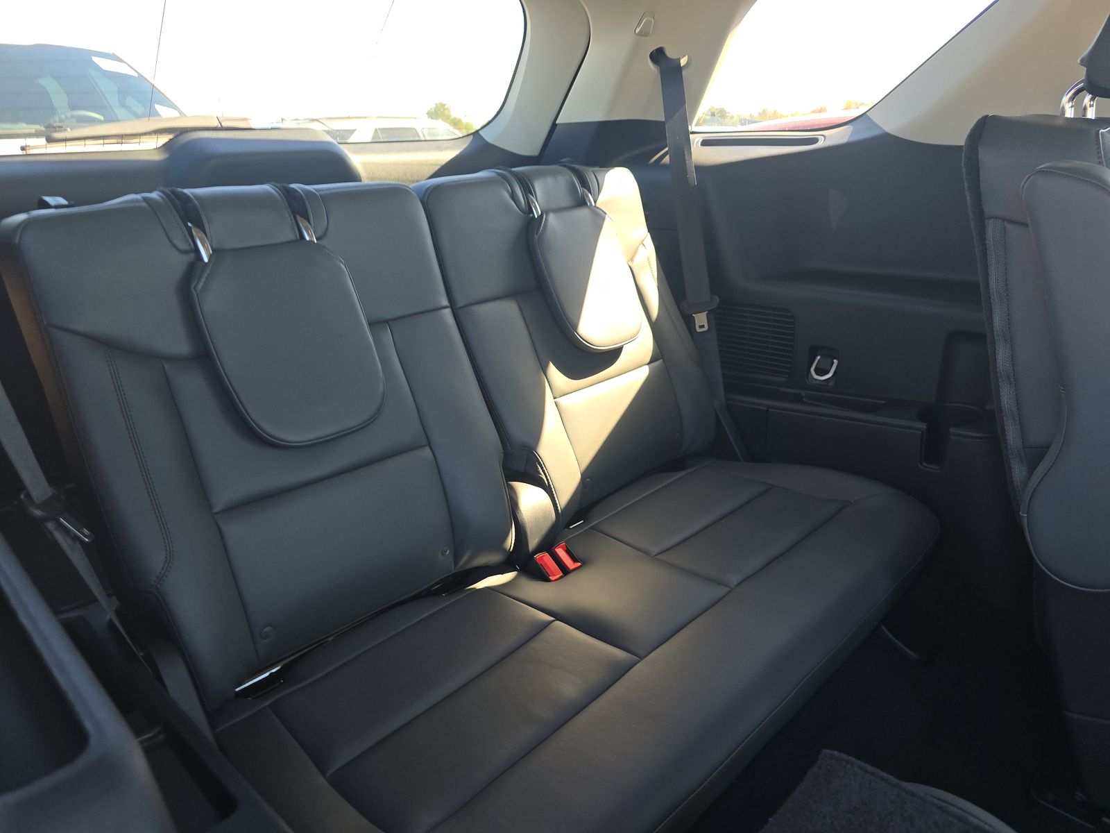 2025 Ford Explorer Active AWD