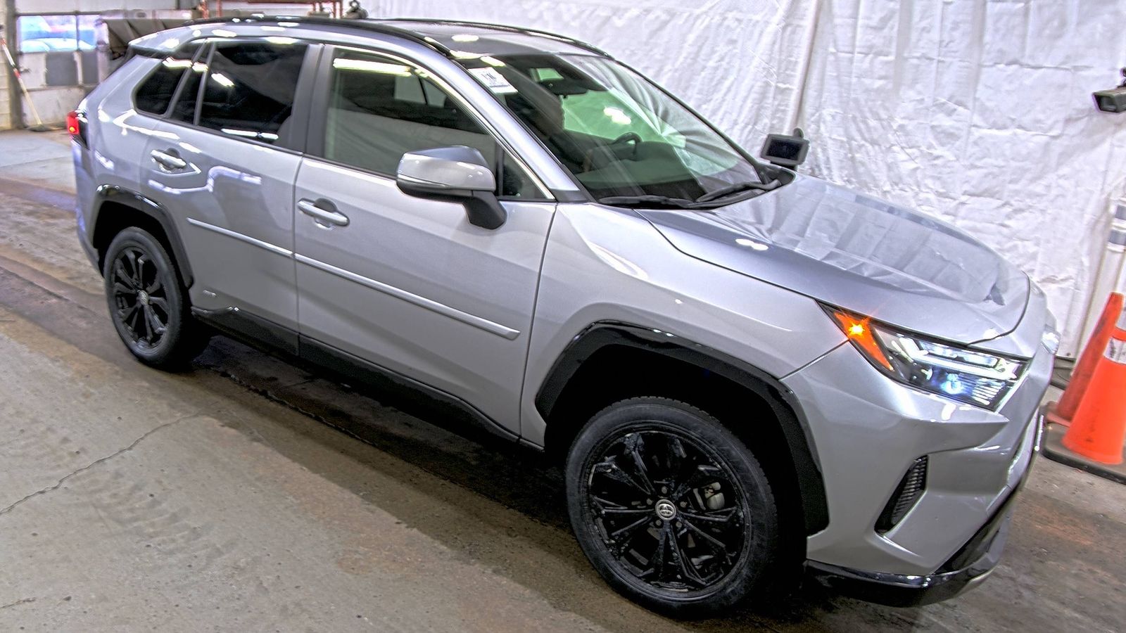 2022 Toyota RAV4 Hybrid SE AWD