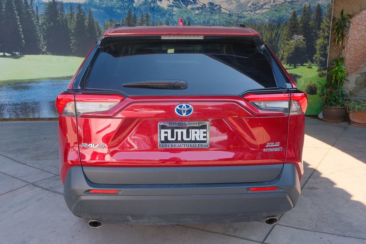 2022 Toyota RAV4 Hybrid XLE AWD
