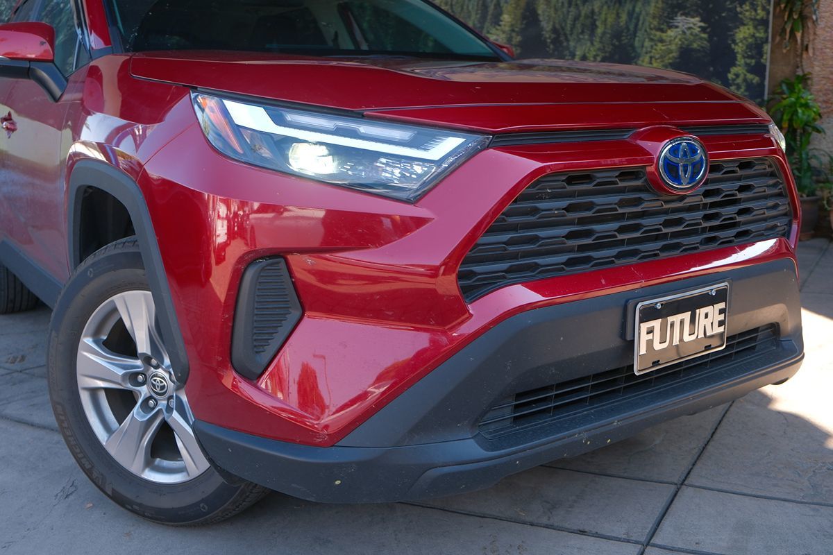 2022 Toyota RAV4 Hybrid XLE AWD