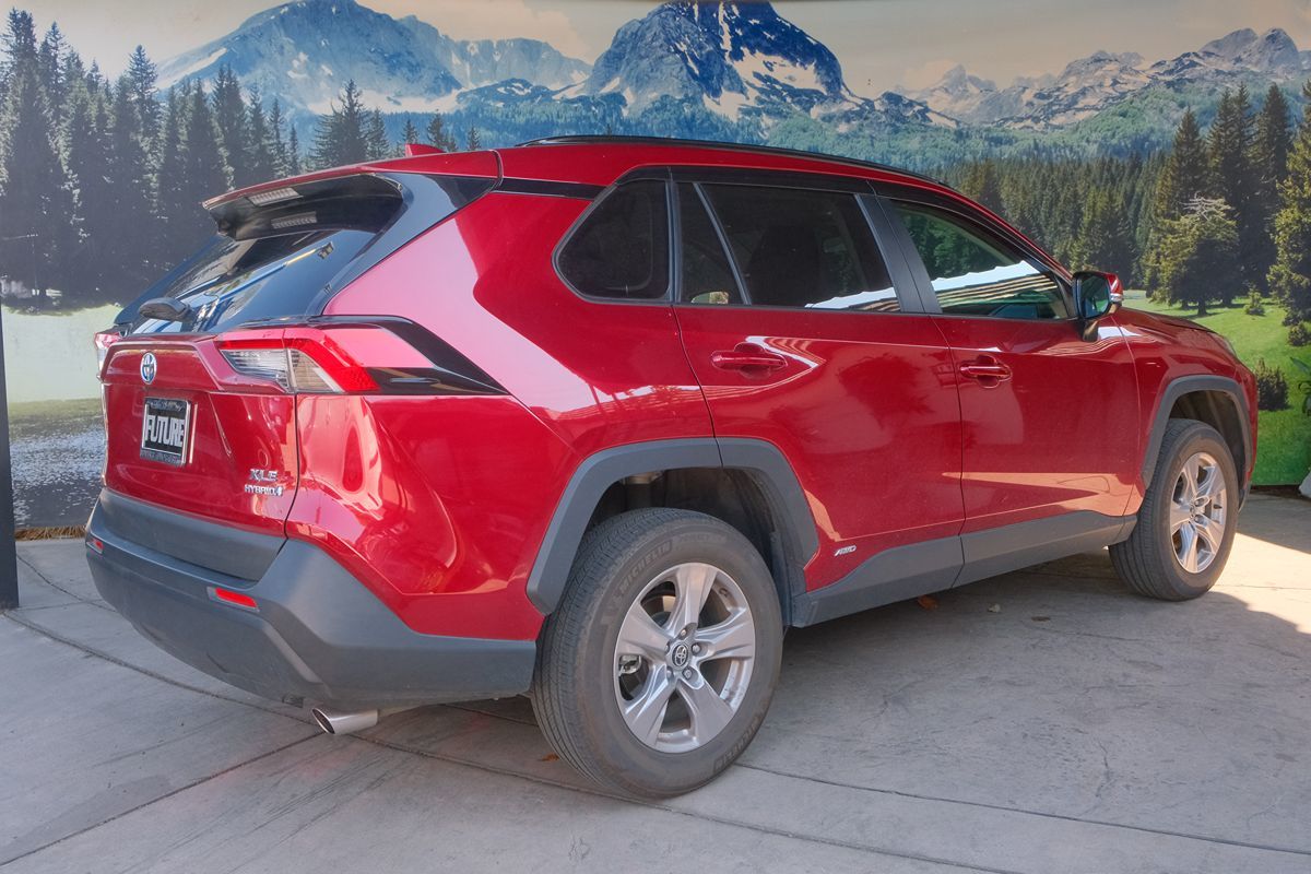 2022 Toyota RAV4 Hybrid XLE AWD