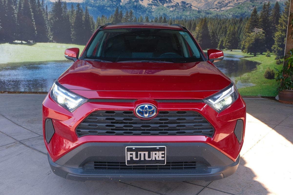 2022 Toyota RAV4 Hybrid XLE AWD